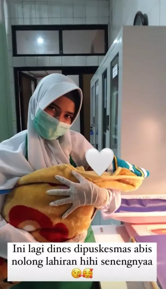Potret Nadya Mustika saat zaman kuliah © Instagram Potret Nadya Mustika saat zaman kuliah © Instagram