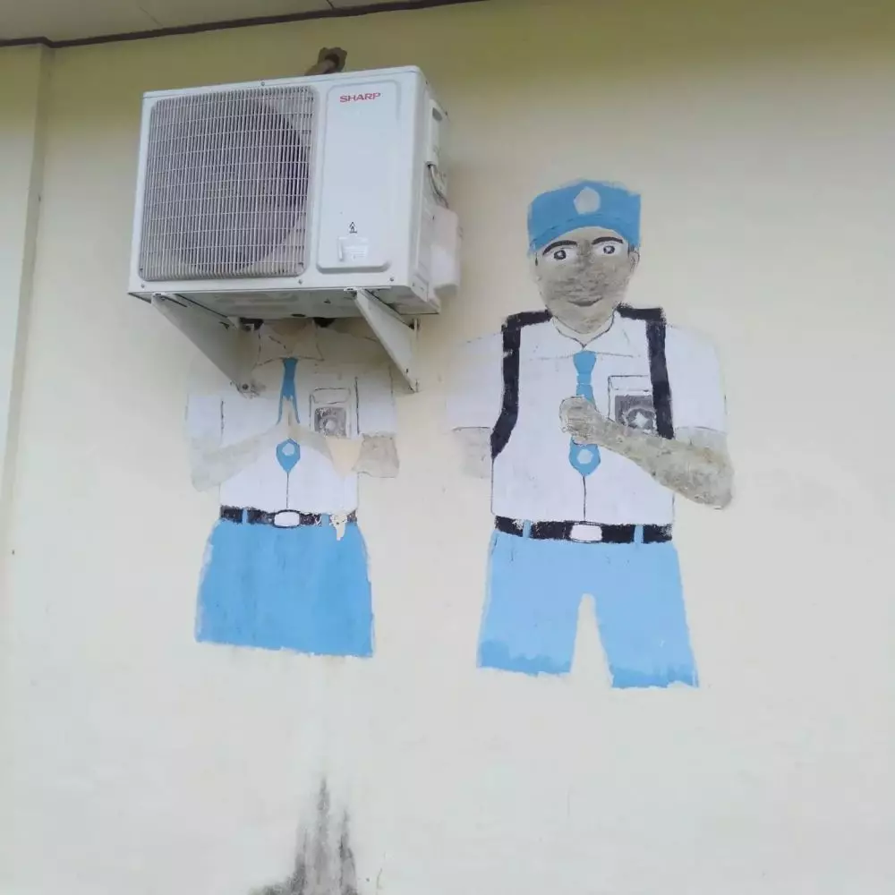 potret janggal di sekolah © berbagai sumber potret janggal di sekolah © berbagai sumber