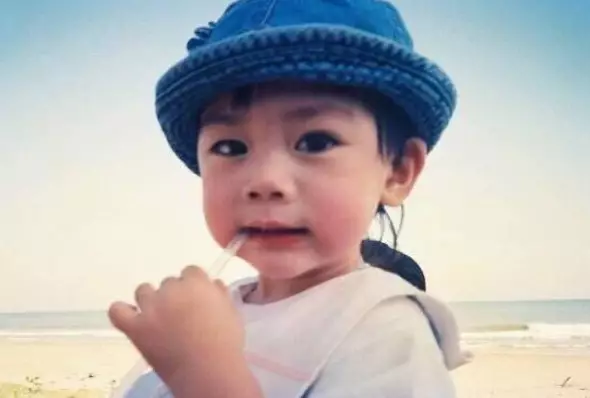 Transformasi Ten NCT sejak kecil © berbagai sumber Transformasi Ten NCT sejak kecil © berbagai sumber