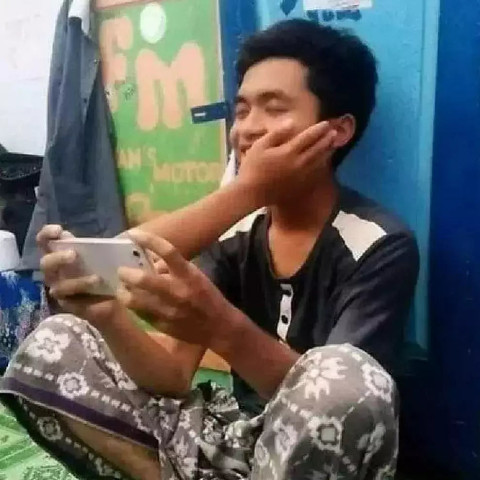 momen foto ada yang salah © Instagram