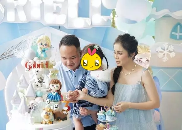 Momen Momo Geisha rayakan ultah anak © berbagai sumber