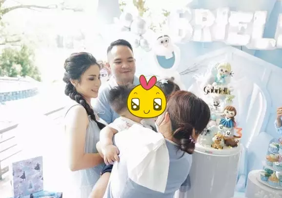 Momen Momo Geisha rayakan ultah anak © berbagai sumber