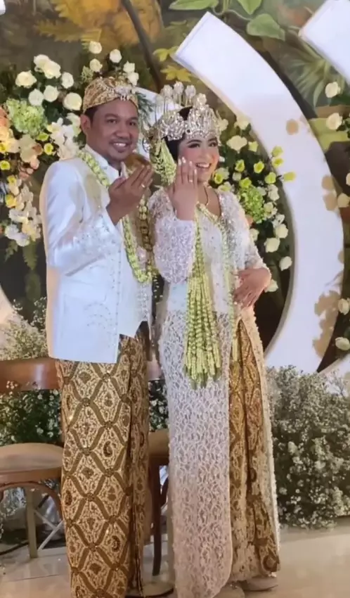 Momen pernikahan Insank Nasruddin © Instagram