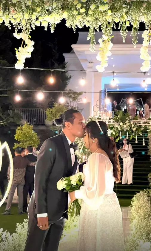 Momen pernikahan Insank Nasruddin © Instagram