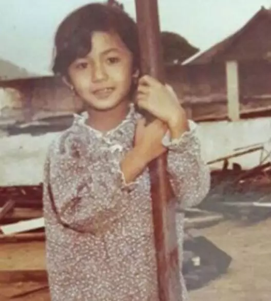 masa kecil Krisdayanti Berbagai sumber masa kecil Krisdayanti Berbagai sumber