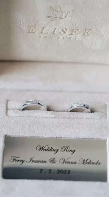 potret cincin pernikahan Venna Melinda & Ferry Irawan © Instagram/@vennamelindareal potret cincin pernikahan Venna Melinda & Ferry Irawan © Instagram/@vennamelindareal