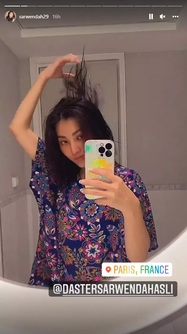 Gaya Sarwendah liburan ke Paris © Instagram