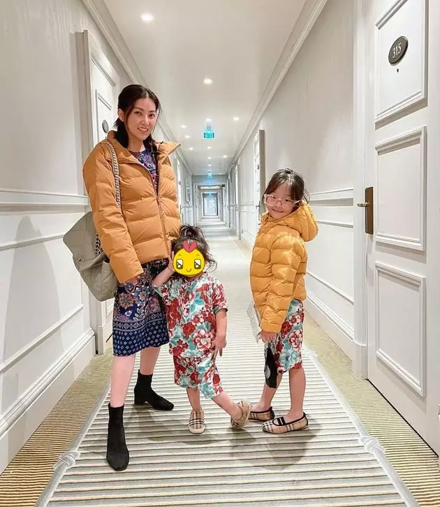 Gaya Sarwendah liburan ke Paris © Instagram