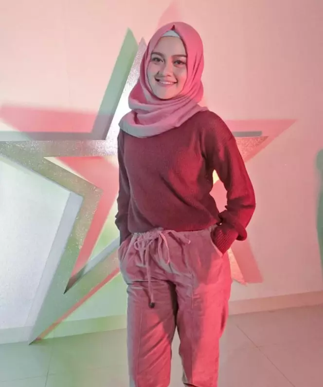 potret terbaru Ika D'Academy © Instagram potret terbaru Ika D'Academy © Instagram