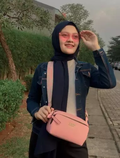 potret terbaru Ika D'Academy © Instagram potret terbaru Ika D'Academy © Instagram