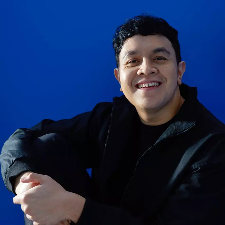 Tulus rilis album bertajuk "Manusia", bangkitkan semangat jiwa muda