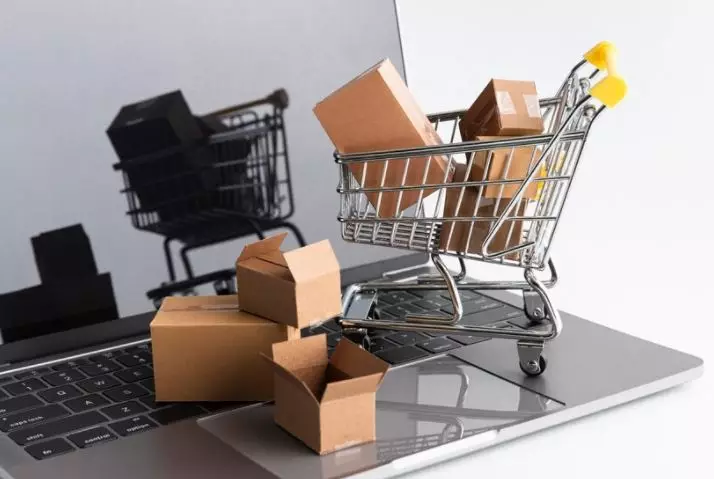 E-commerce adalah © 2022 berbagai sumber E-commerce adalah © 2022 berbagai sumber