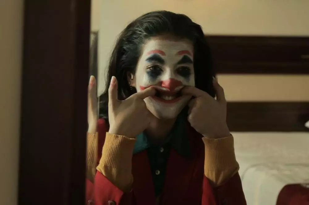 Gaya Tasya Farasya dandan ala karakter film © Instagram Gaya Tasya Farasya dandan ala karakter film © Instagram