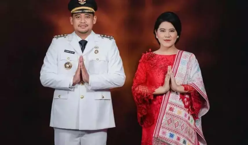 Pesona Kahiyang Ayu kenakan kebaya © berbagai sumber