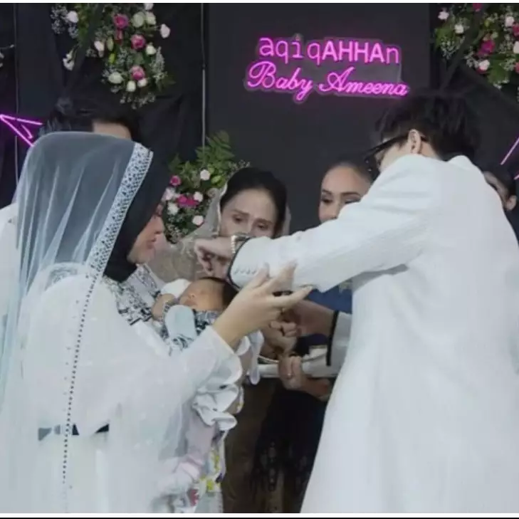 11 Momen akikah Ameena anak pertama Aurel, Atta potong kambing 222 kg