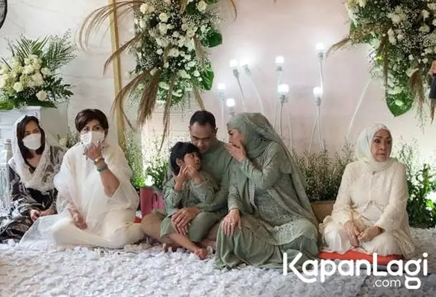 Momen pengajian jelang nikah Venna dan Ferry © Instagram