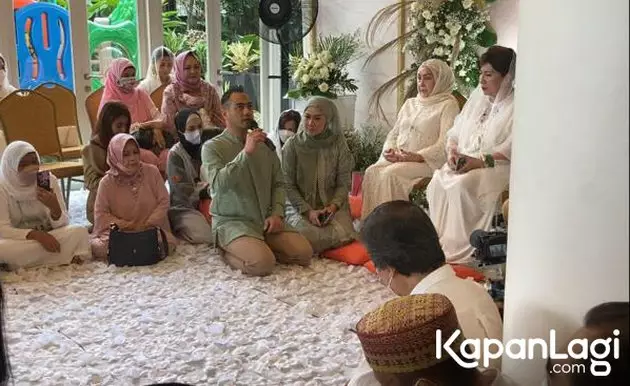 Momen pengajian jelang nikah Venna dan Ferry © Instagram