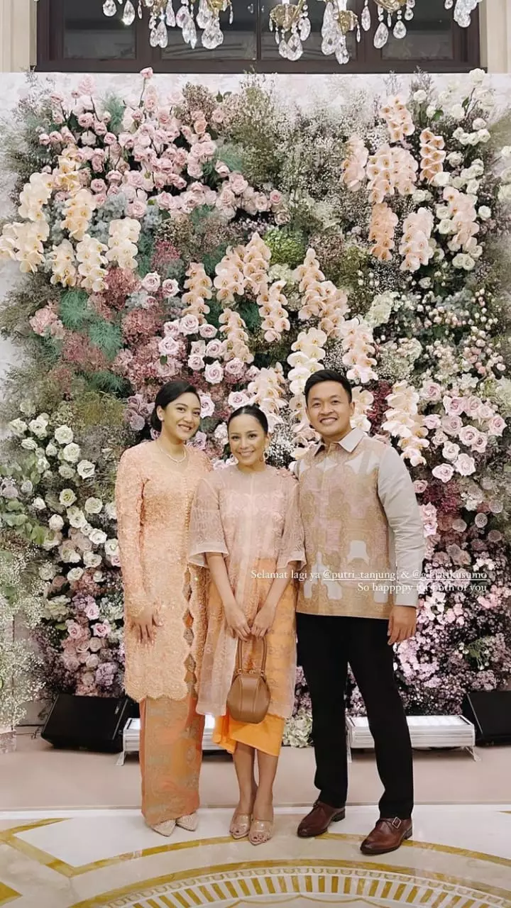 momen lamaran putri tanjung © instagram