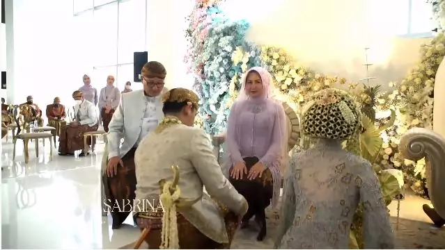 momen pernikahan belva dan sabrina © YouTube