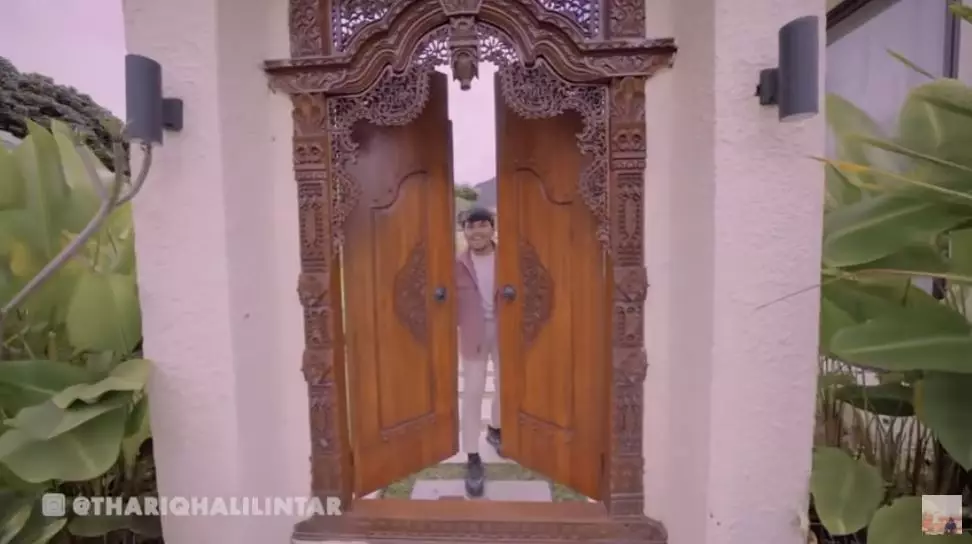hunian Thariq Halilintar © YouTube hunian Thariq Halilintar © YouTube