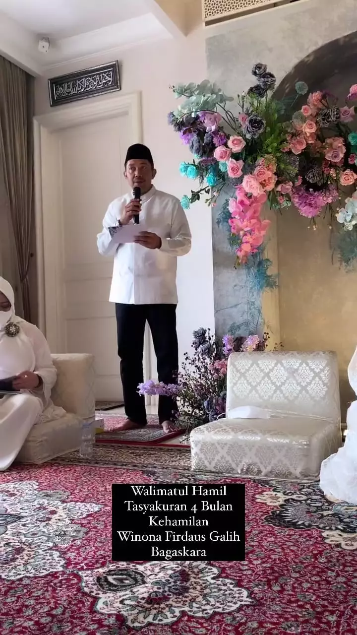 momen pengajian 4 bulanan winona willy © instagram momen pengajian 4 bulanan winona willy © instagram