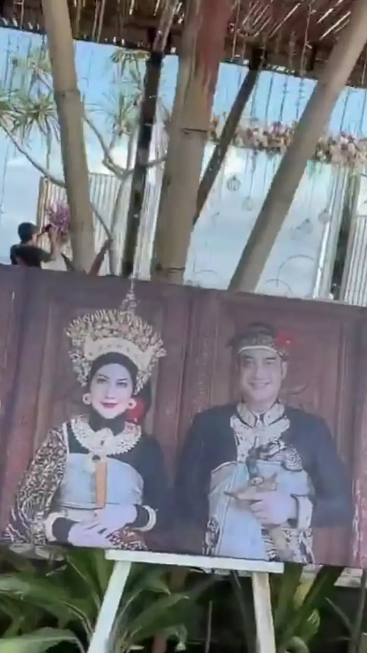 lokasi akad nikah venna dan ferry irawan © instagram