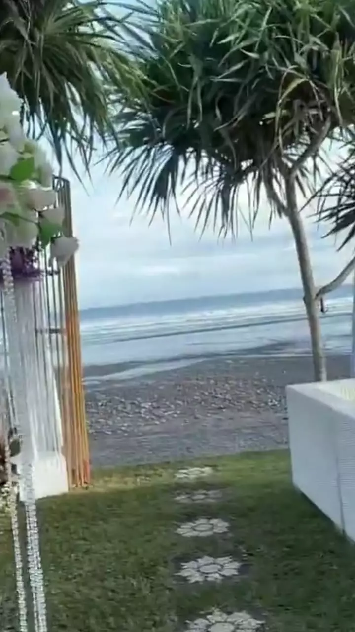 lokasi akad nikah venna dan ferry irawan © instagram