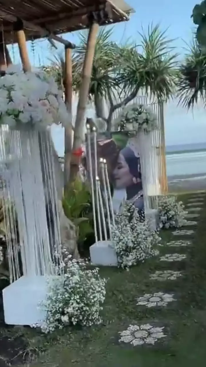 lokasi akad nikah venna dan ferry irawan © instagram