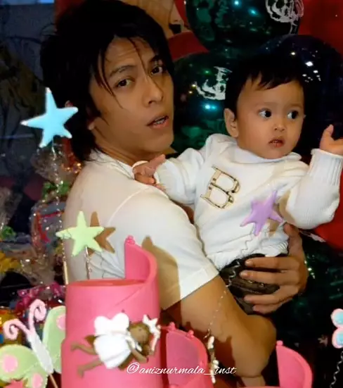 Potret kebersamaan Ariel Noah dan anak Instagram