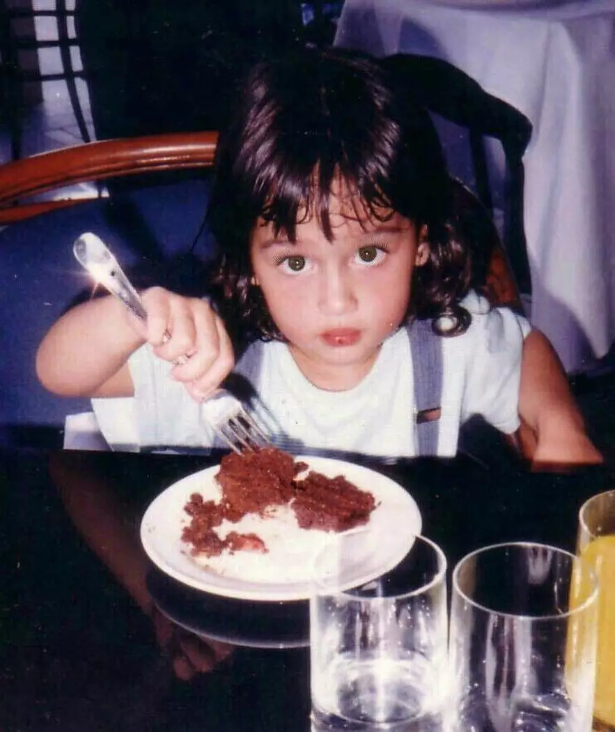 Potret masa kecil Cinta Laura © Instagram Potret masa kecil Cinta Laura © Instagram
