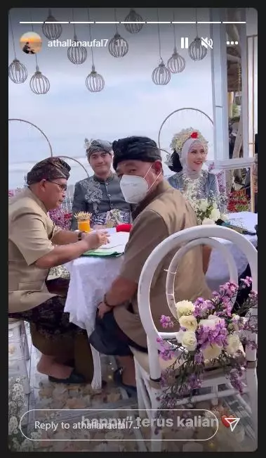 11 Momen akad nikah Venna Melinda & Ferry, mahar blue safir 80 gram © 2022 brilio.net