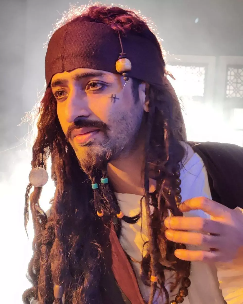 Shaheer Sheikh cosplay Berbagai sumber Shaheer Sheikh cosplay Berbagai sumber