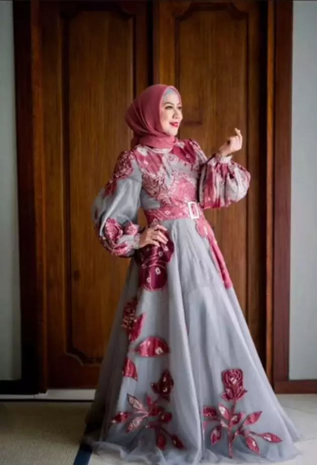 Gaya Venna Melinda dari prewedding hingga resepsi © Instagram Gaya Venna Melinda dari prewedding hingga resepsi © Instagram