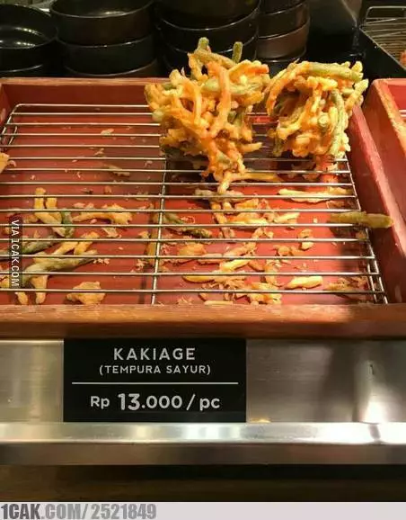 tulisan nyeleneh harga dagangan © berbagai sumber