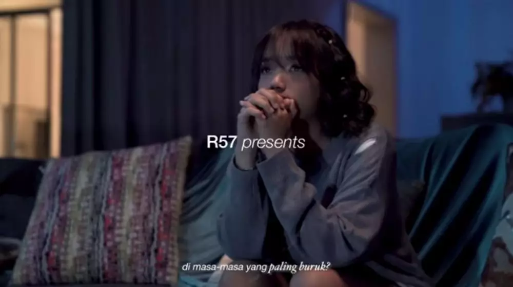 Fuji jadi model video klip © YouTube