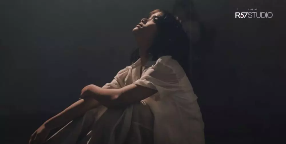 Fuji jadi model video klip © YouTube