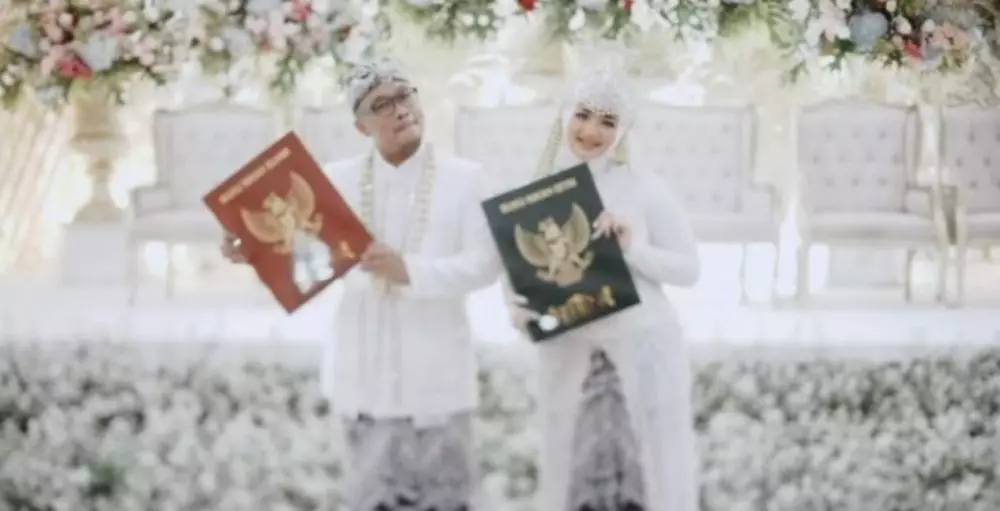 Dewi Preman Pensiun menikah © Instagram