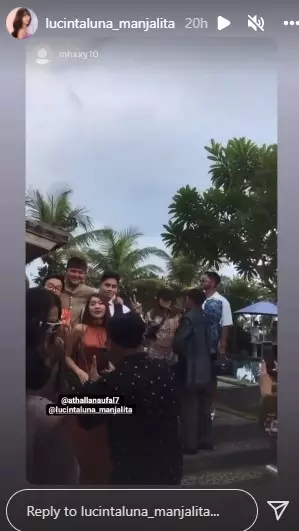 Gaya Lucinta Luna di pernikahan Venna Melinda © berbagai sumber