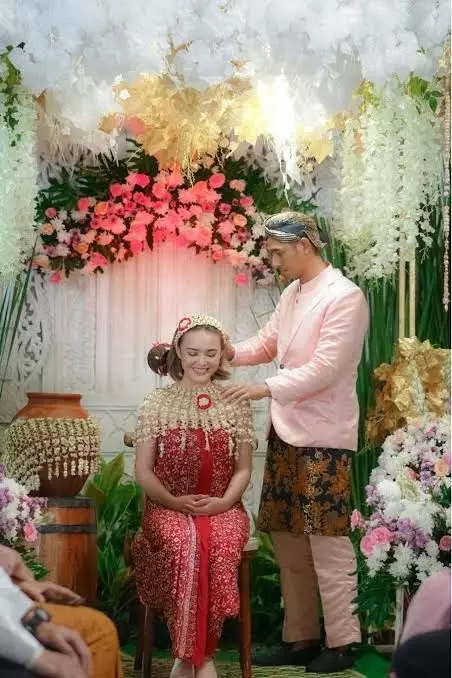 Kisah hamil Amanda Manopo hingga melahirkan di Ikatan Cinta © berbagai sumber Kisah hamil Amanda Manopo hingga melahirkan di Ikatan Cinta © berbagai sumber