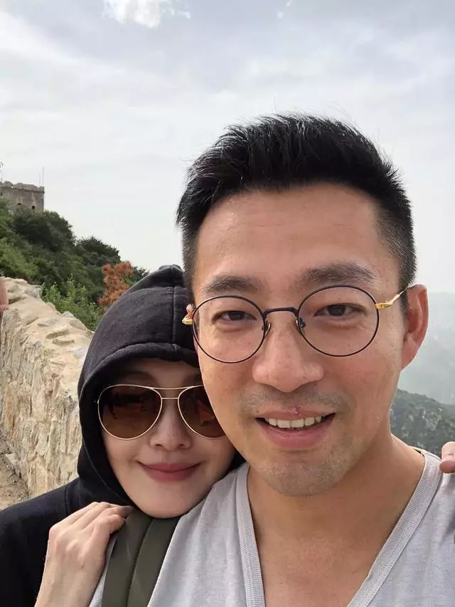 Cerita perjalanan cinta Barbie Hsu © berbagai sumber