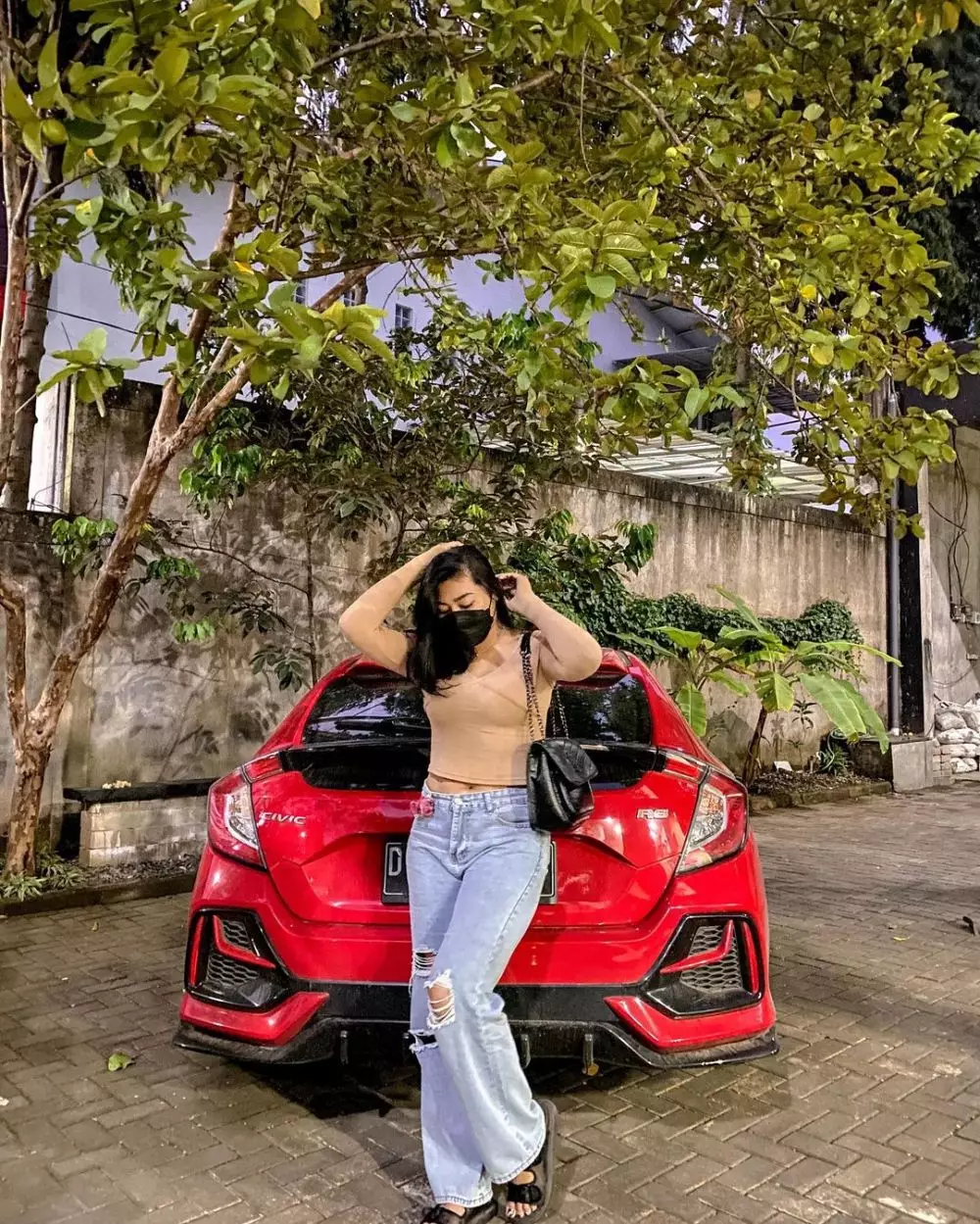 Gigi Ruwanita mantan istri Doni Salmanan Berbagai sumber