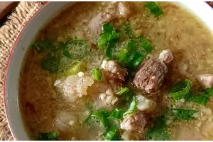 7 Tempat makan coto terkenal di Makassar, harga di bawah Rp 30 ribu