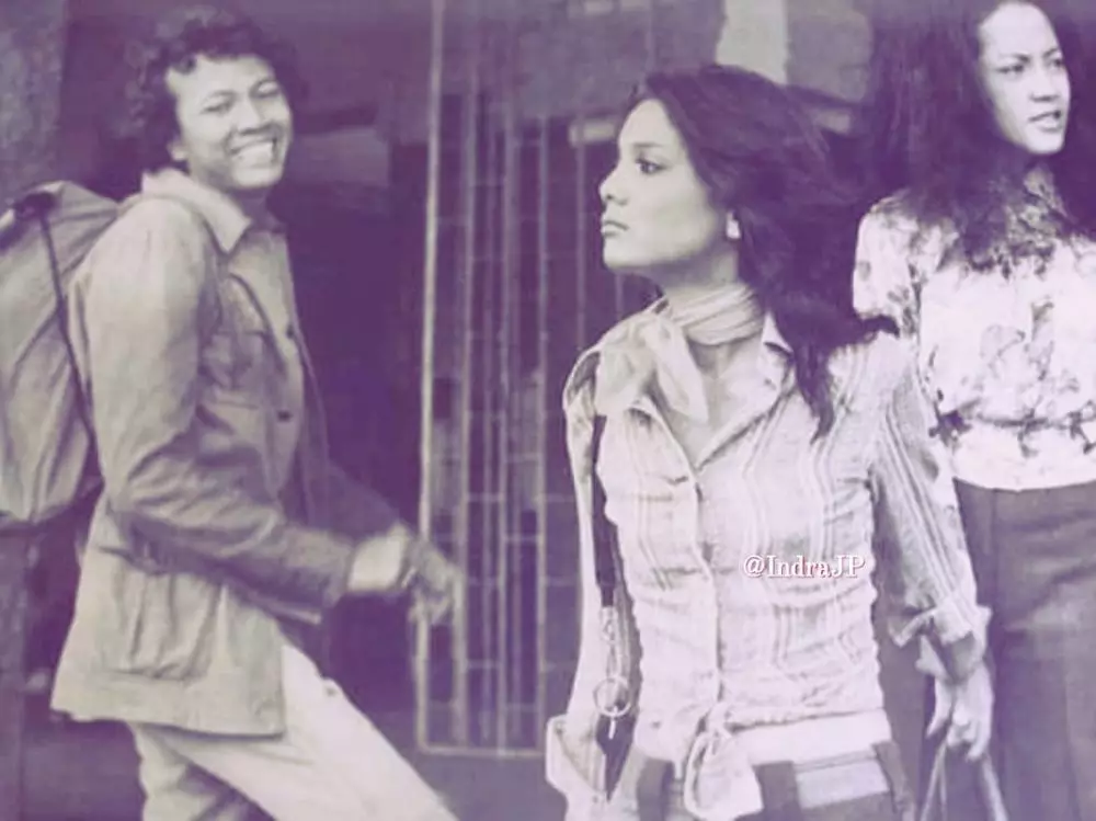 potret lawas christine hakim © Instagram potret lawas christine hakim © Instagram