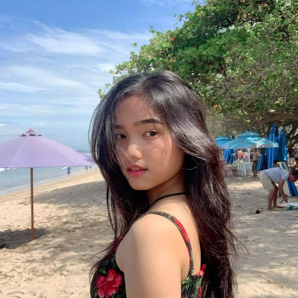 Fuji mirip Kim Tae-ri © Instagram Fuji mirip Kim Tae-ri © Instagram
