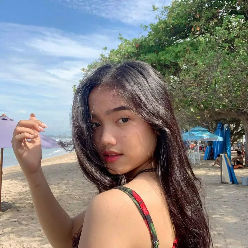 Fuji mirip Kim Tae-ri © Instagram Fuji mirip Kim Tae-ri © Instagram