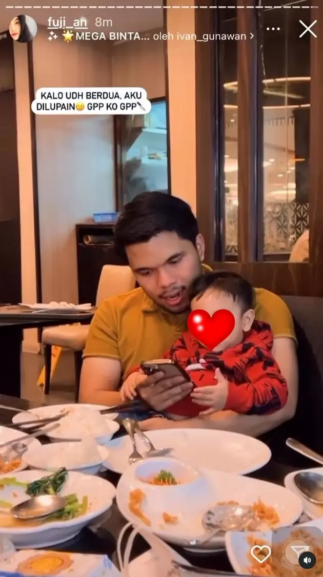 Thariq Halilintar momong Gala Berbagai sumber Thariq Halilintar momong Gala Berbagai sumber