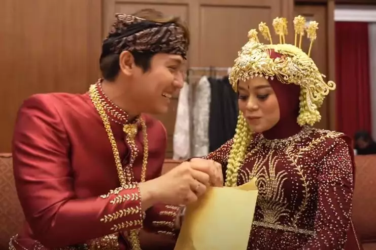 seleb dapat aliran dana Doni Salmanan Berbagai sumber seleb dapat aliran dana Doni Salmanan Berbagai sumber