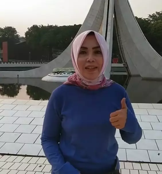 potret terbaru Tonah Maknya Zaenab © Instagram