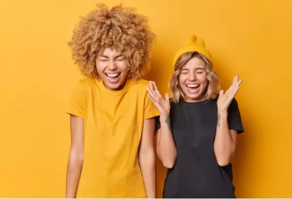 9 Arti mimpi tertawa © 2022 berbagai sumber 