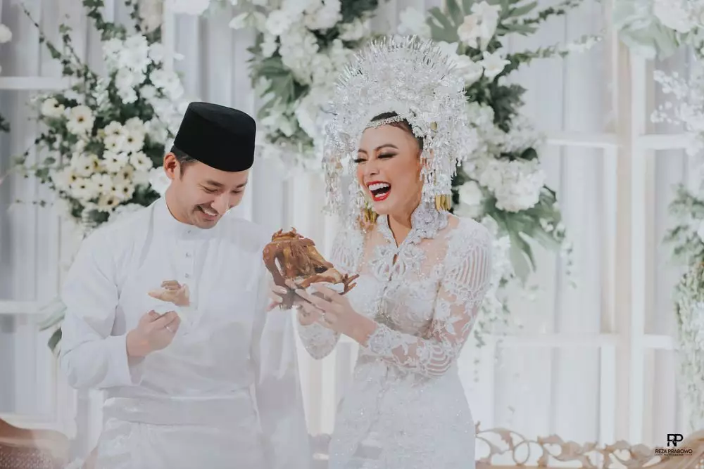 Potret pemenang Puteri Indonesia saat menikah © berbagai sumber